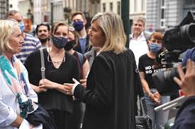 Over de brand in #brecht: Ludivine Dedonder Aux Cotes Des Parti Socialiste Ps Facebook