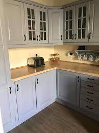 For use on interior wood, melamine, mdf cupboards and furniture, a little goes a long way, and because of its thick consistency you'll only need one coat for good coverage. Wilko Quick Dry Cupboard Furniture Mineral Stone Paint 750ml Wilko