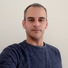 Ariel Valencia's Instagram, Twitter & Facebook