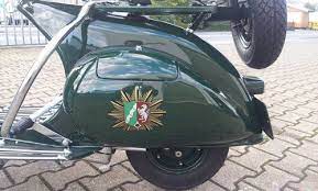 Vespa Hoffmann Konigin Ral 6009 Tannengrun Vintage Vespa Vespa Ral 6009