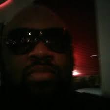 Byron Dutton's Instagram, Twitter & Facebook