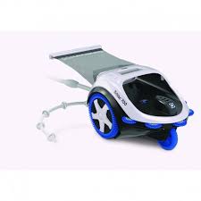 Piscineale vous propose un grand choix de pompes pour piscine hayward. Trivac 700 Hayward Pool Roboter