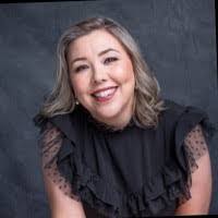 Sandy Amaro's Instagram, Twitter & Facebook