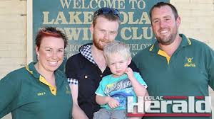 Married to olympian denise lewis comedian tom o'connor's son. Colac Rowers Ready For Regatta Colacherald Com Au