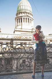 María fernanda vallejos (zárate, argentina, 9 de marzo de 1979) es una economista argentina.en las elecciones legislativas de 2017 fue elegida diputada nacional por la provincia de buenos aires, cargo que desempeña desde el 10 de diciembre de 2017.en esas elecciones, encabezó la lista de candidatos a diputados de unidad ciudadana. La Diputada Que Volvio Al Congreso Con Su Bebe Y Su Marido Infobae