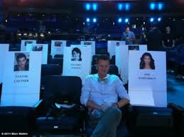 Marc Malkin Tweets Photo Of Vma Seating Chart See Where