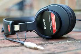 Sony MDR-V6 vs. MDR-7506 - Home Studio Basics