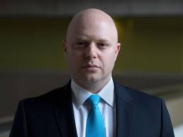 Why David Wolf says now is not the time to abandon bonds