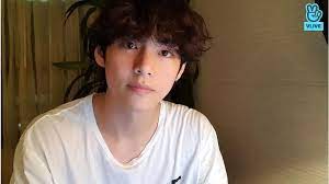 v report txt's beomgyu talks about childhood dreams · v report bts's suga. V Report Bts S V Plays Dj In La Hotel Room Broadcast Date Jan 22 23 In 2021 Hotels Room Bts Bts Taehyung