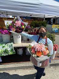 And, yes, the famous flying fish. Hmong Flower Farmers Of Pike Place Market Posts Facebook