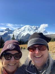 Hiking Dege Peak at sunrise