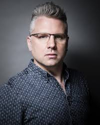 Jeremy Benning's Instagram, Twitter & Facebook