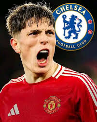 Manchester United wonder kid Allejandro Garnacho recently scored his first  goal for the Argentina U-20 team😍 But as he tried to jump for the SIUuuuuu  celebration, the Entire Argentine bench rushed to