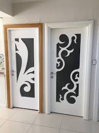 Beyaz Lake Kapi Modelleri Ve Kapilar Schlafzimmer Wohnzimmer Einrichten Hausdekor Wohnung Dekoration Hausdekoration Kapilar Antre Dekorasyonu Ic Kapilar