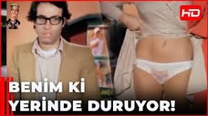 Hayran olduğu kızın gönlünü çelmek için futbola başlayan gencin gelişmelerini izlemekteyiz. Gol Krali Bir Erkek Neresinden Tutulur Kemal Sunal En Komik Sahne Ve Replikleri Youtube