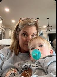 Martha Kimble's Instagram, Twitter & Facebook