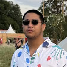 Listen to Fierce Amor (Rework) by regis goes dancing in Mix playlist online  for free