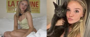 Adriel Hart's Instagram, Twitter & Facebook