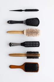How To Clean A Hairbrush From A Busy Mom - Arinsolangeathome