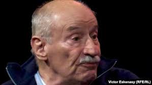 Actorul victor rebengiuc, atacat în cel mai josnic mod de un cunoscut lider psd: Romanian Culture Cuts Send Actors Opera Stars Out To The Streets