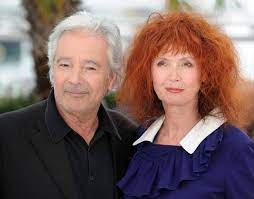 Piquante et curieuse à la fois. Pourquoi Pierre Arditi Ignore Sabine Azema Depuis Trois Ans Show 7sur7 Be