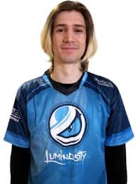 Félix xqc lengyel is a former professional overwatch player, where he played the main tank for dallas fuel. Xqc Overwatch Settings Gear Setup