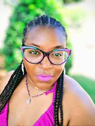 Y'all said Red is the color❤️❤️❤️ Ohh, ok den🤣🤣🥰 I need to add a few  more styles to my collection!! Happy Saturday ❤️ #vooglam #vooglamglasses  #prescriptioneyewear #stylishframes #durableframes #trendyframes  #igniteyourinnerglam ...