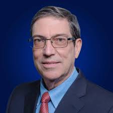 El indulto al ex presidente de #Honduras Juan Orlando Hernández demuestra  que la guerra declarada por el gobierno de #EEUU contra el narcotráfico es  una farsa. Pretende con ella justificar su costoso