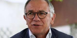 Pau : le député européen Éric Andrieu vient parler des plus et des moins de  l'UE