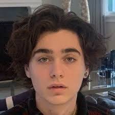 Craig Aaronson's Instagram, Twitter & Facebook