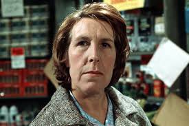 Tributes after 'Nora Batty' actress dies