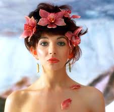 Kate Bush The Man With The Child In His Eyes Meaning Kate Bush Photographed By John Carder Bush 1980 Oldschoolcool Kate Bush Wuthering Heights Portrait Iconic Women