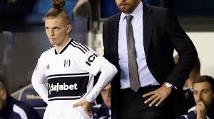 Harvey elliott was already highly rated by liverpool fans after he switched from fulham to liverpool's academy in 2019. Premier League Harvey Elliott Ist Englands Jungster Fussballprofi Der Spiegel