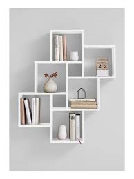 Polyvalents et design, ces cubes d'angles peuvent être utilisés en étagère, en tables style gigognes ou tout simplement en décoration. Etagere Murale Etagere Cube Murale Etageres Murales Etagere Murale Chambre