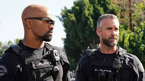 Is an american action drama television series, based on the 1975 television series of the same name created by robert hamner and developed by rick husky. S W A T Les Deux Derniers Episodes De La Saison 2 Ce Soir Sur Tf1