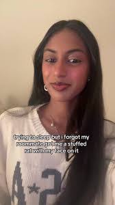 Reanna Persaud's Instagram, Twitter & Facebook