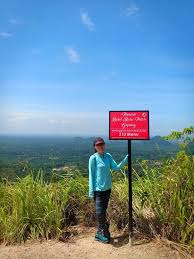 Near the end of the trail, you'll find the eponymous white rocky outcrop that lends the denai bukit batu putih trail its name. Malaysia S Hiking Gems Bukit Bangkong Bukit Batu Putih Foodieadie