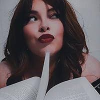 Elyse Kelly's Instagram, Twitter & Facebook