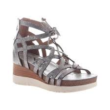 womens otbt escapade gladiator wedge size 75 m silver leather