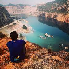 Kami redah jer dengan bertanya kpd meraka yang lalu lalang. Tasik Biru Hidden Lake 4 Tips