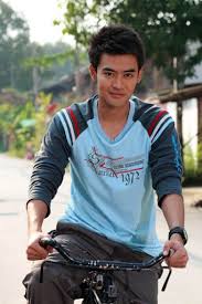 บอดีตพ ร ะเอกดัง เติ้ล ธนพล ที่โด่งดังจากละคร ซึ่งมีอยู่ช่วงหนึ่งไม่มีใครไม่รู้จักพ ร ะเอกคนนี้เรียกได้ว่าโ ด่งดั ง สำหรับ เติ้ล ธนพล นิ่มทัย. 4uwxp6lbgt2fm