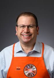 Please join us in welcoming Jim Recore as the new vice president of  merchandising for the Canadian Division.