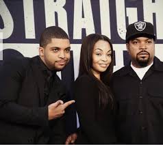 With nick cannon, matt sigloch, dotan baer, justin diedolf. Ice Cube W Wife And Son At Straight Outta Compton Premiere African American Movies Straight Outta Compton Nick Cannon Shirtless