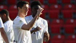 Robert lewandowski strzelił swoją pierwszą bramkę dla bayernu monachium w rozgrywkach niemieckiej bundesligi. Union Berlin Bayern Monachium Sprawozdanie Wynik Strzelcy Sytuacja W Tabeli Jak Grali Polacy Sport Tvp Pl
