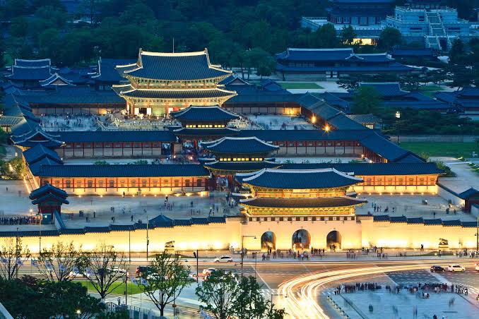 Hasil gambar untuk Istana Gyeongbok"