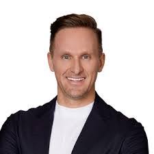 Tommy Randall's Instagram, Twitter & Facebook