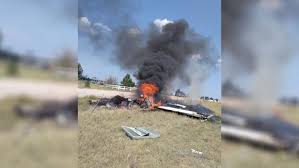 Pilot dies after suffering serious injuries in ford heights plane crash. Plane Crash In El Paso County Kills Pilot Krdo