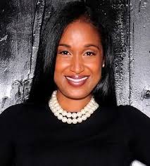 Traci Adams's Instagram, Twitter & Facebook