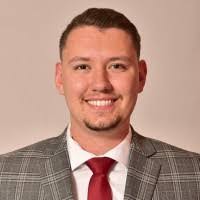 Riley Rupp's Instagram, Twitter & Facebook