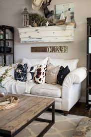 Love This Rustic Farmhouse Living Room Love The Overstuffed Pillows Modern Farmhouse Living Room Decor Farmhouse Decor Living Room Cottage Style Living Room